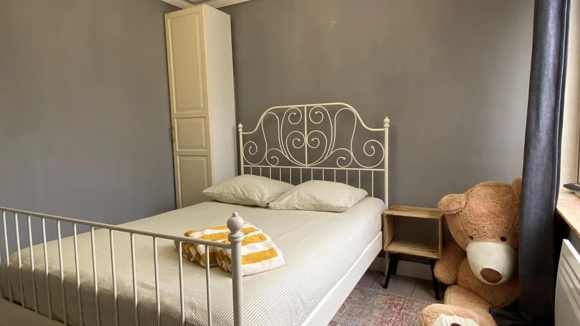 Apartment Des Champs Elysees